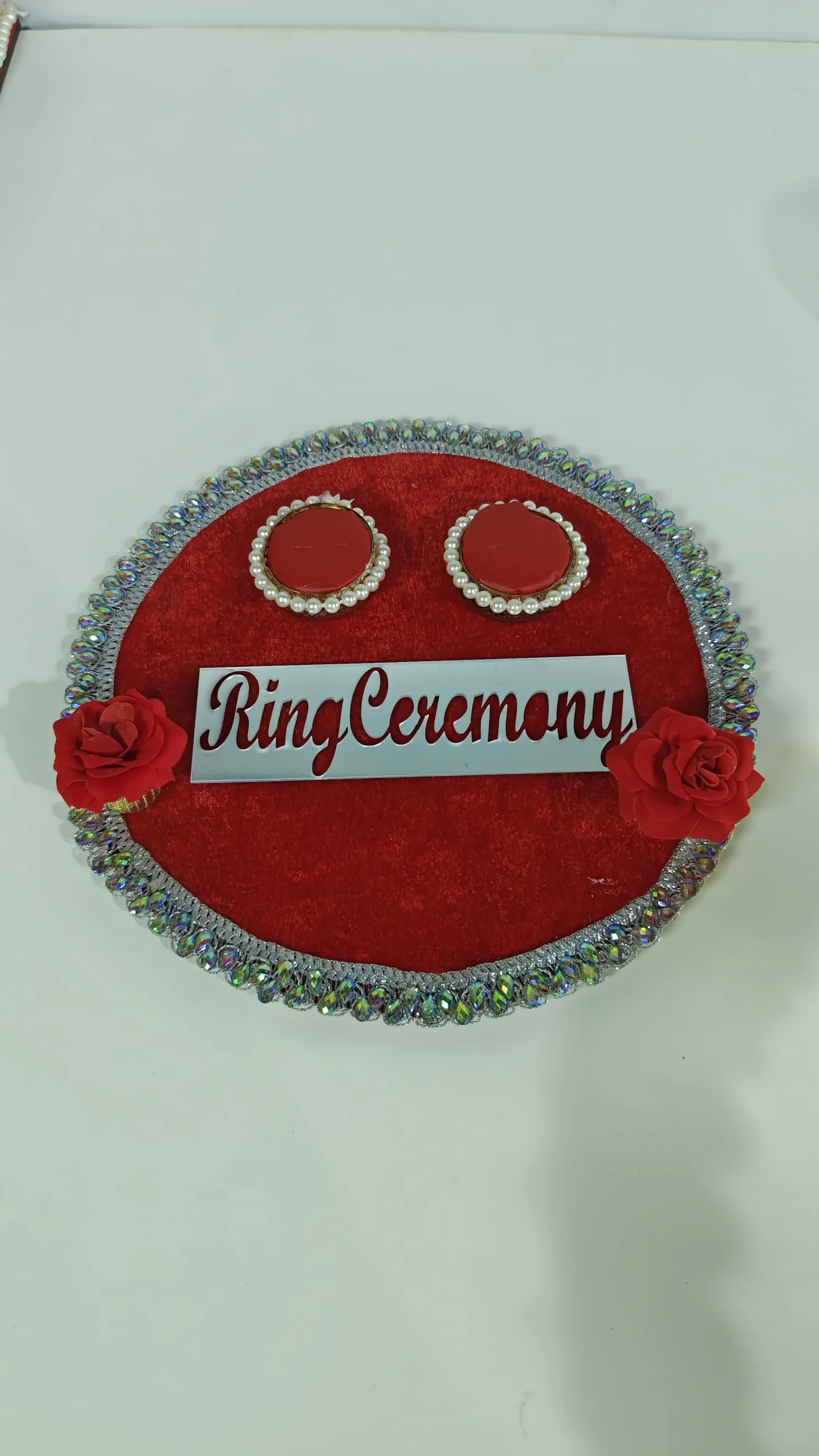 Elegant Pearl-Rimmed Ring Ceremony Decor Plate - Handmade Wedding Accessory - Ring ceremony plate