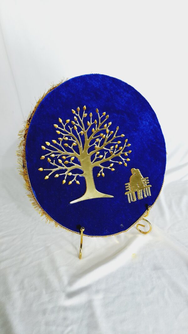 this is Golden Whispers – Velvet Art of Eternal Companionship - Image 2