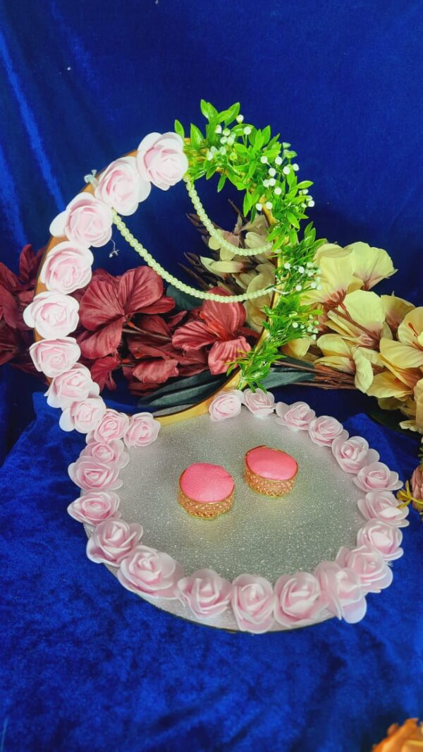 Elegant Floral Engagement Ring Platter - Image 2