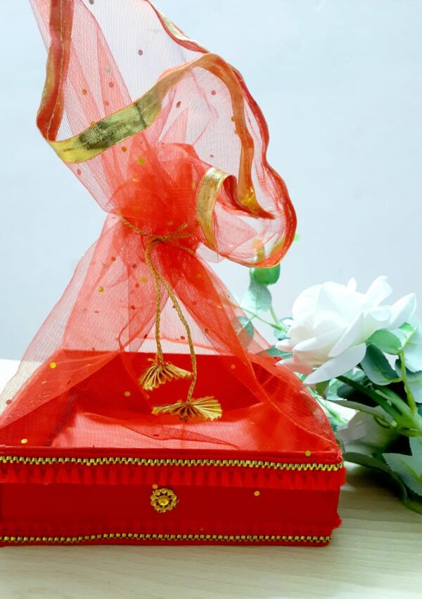 Decorative Gift Tray with Net Potli – Red & Gold Traditional Gift Packaging Box