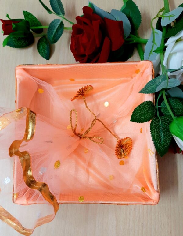 THIS IS Elegant Peach Net Gift Tray